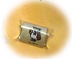 �~�j�n���J�`�ό`�P�[�X�i�����j���b�s���O���{